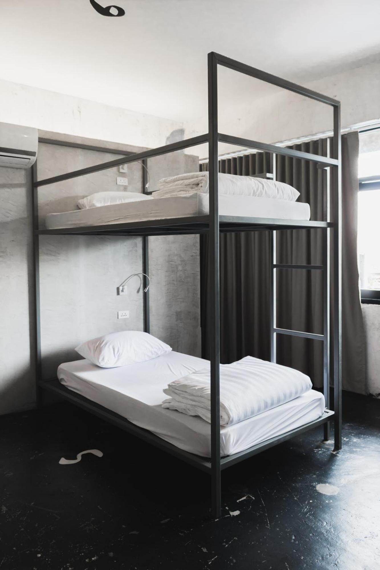 Thunder Bird Hostel Τσιάνγκ Μάι Εξωτερικό φωτογραφία