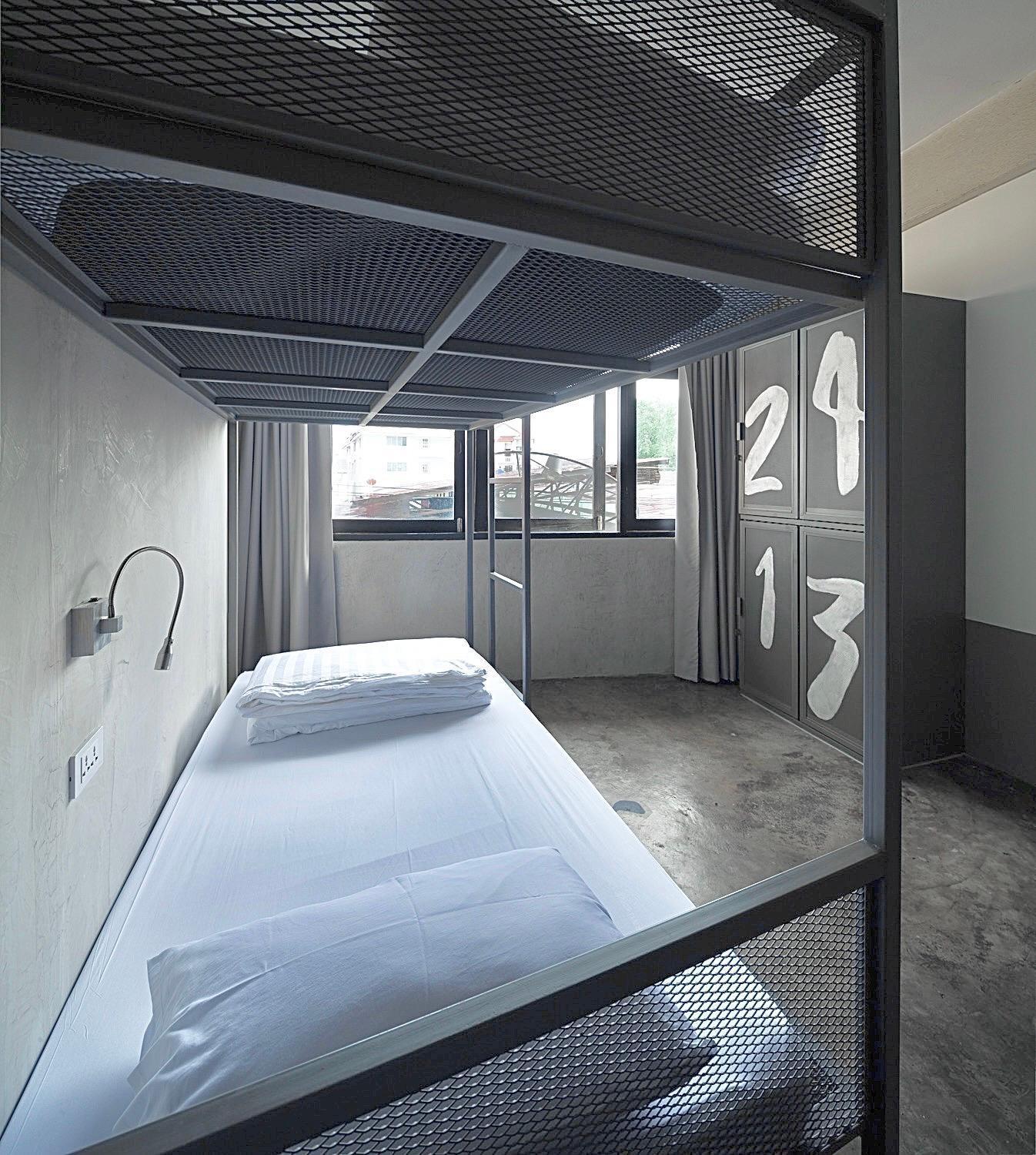 Thunder Bird Hostel Τσιάνγκ Μάι Εξωτερικό φωτογραφία