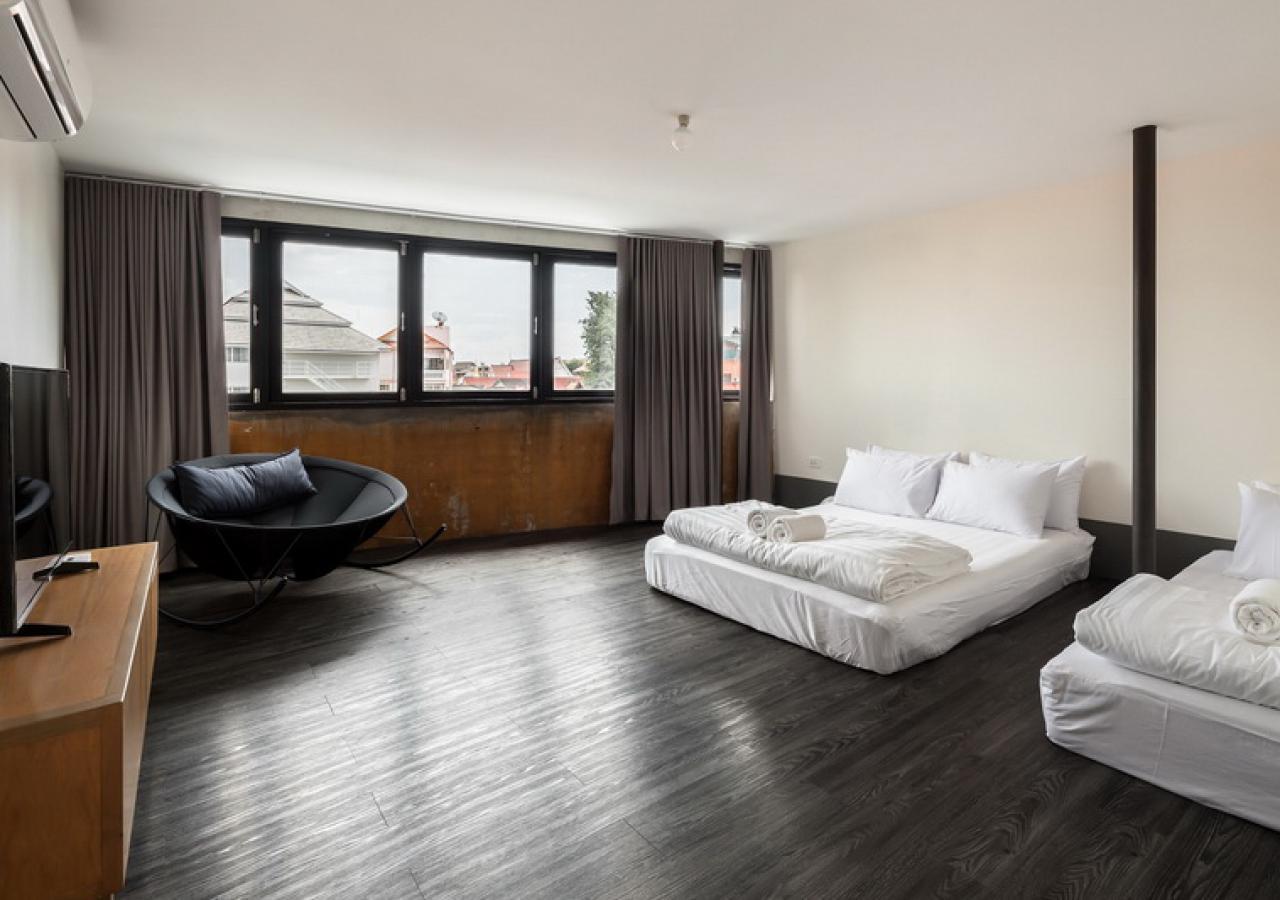 Thunder Bird Hostel Τσιάνγκ Μάι Εξωτερικό φωτογραφία