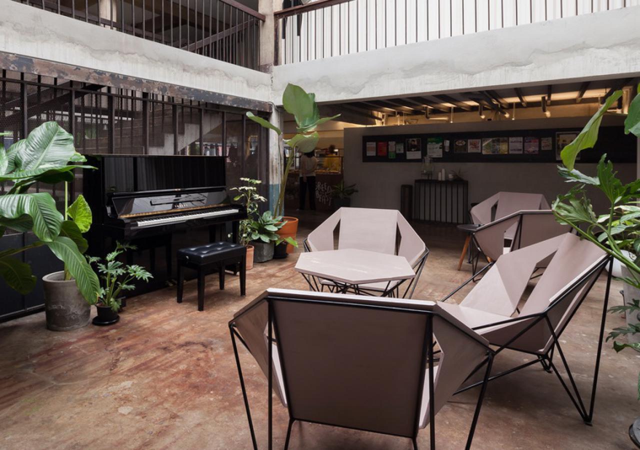 Thunder Bird Hostel Τσιάνγκ Μάι Εξωτερικό φωτογραφία